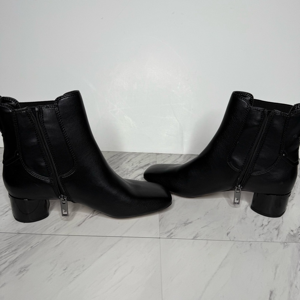 Franco Sarto Nellie Black Chelsea Heeled Bootie 8M - Picture 6 of 14